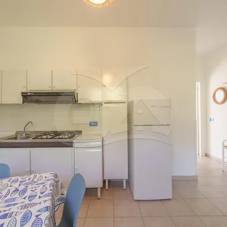 Guest house La Palazzina Nel - Goelba