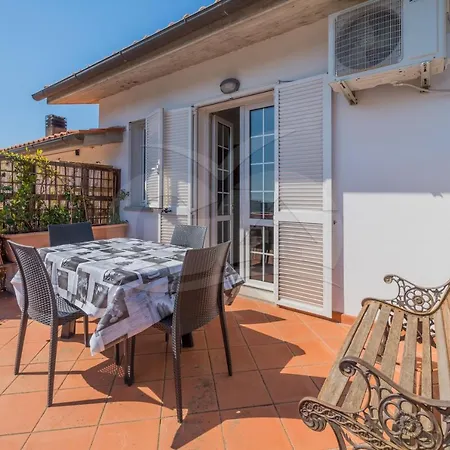 La Palazzina Nel - Goelba 3*