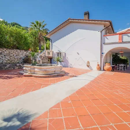 La Palazzina Nel - Goelba 3*