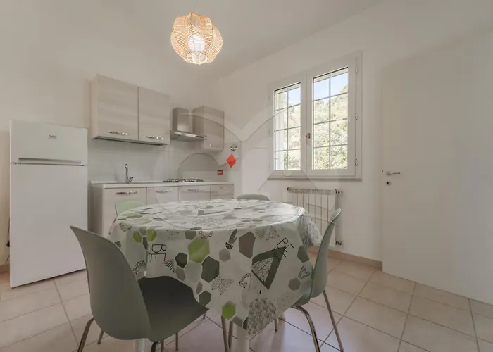 Гостевой дом La Palazzina Nel - Goelba